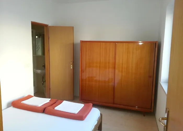 アパート Ante ツリクヴェニツァ